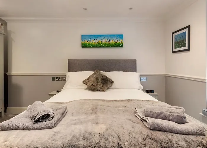 3 South Beach Court - Cosy Seafront Apartment